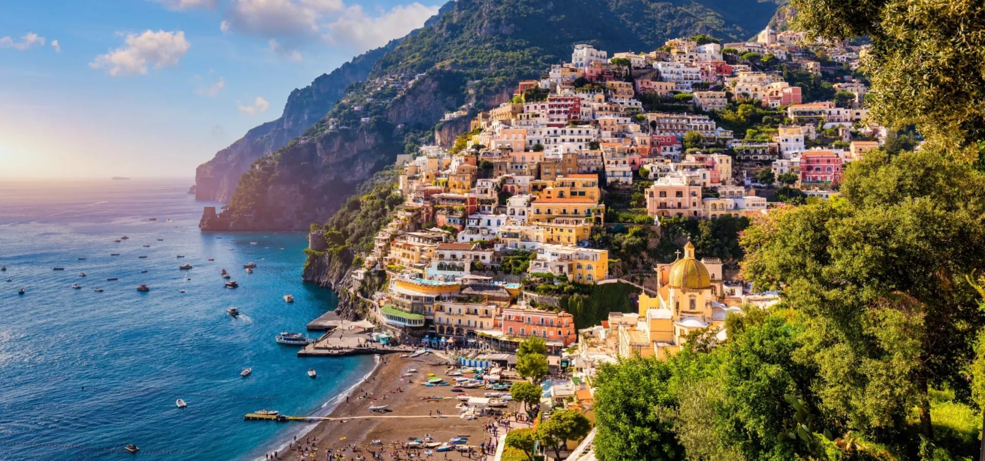 Inizia la tua giornata nel modo più bello, con una vista mare mozzafiato e colazioni preparate con cura e amore. image for Caffe Positano